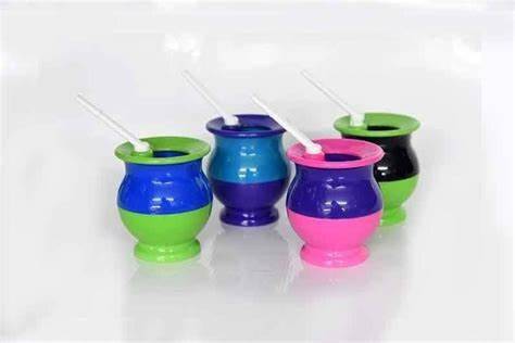 Mate Plastico Colores Gm (Con Bombilla)