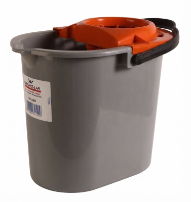 Balde Ovalado Piragua Gris/Negro 14 Lts